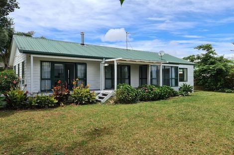 Photo of property in 542 Don Buck Road, Westgate, Auckland, 0614