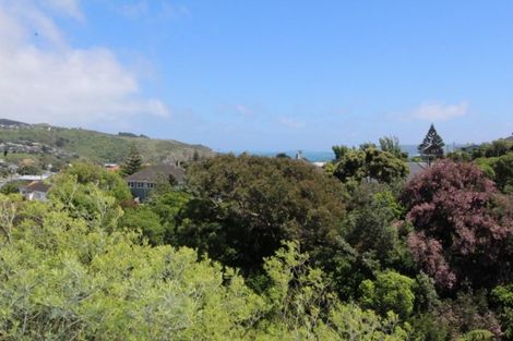 Photo of property in 16 Morere Street, Titahi Bay, Porirua, 5022