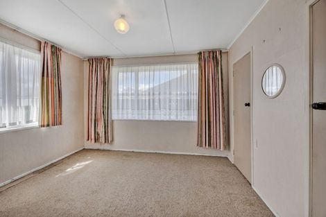 Photo of property in 8 Essex Street, Stratford, 4332