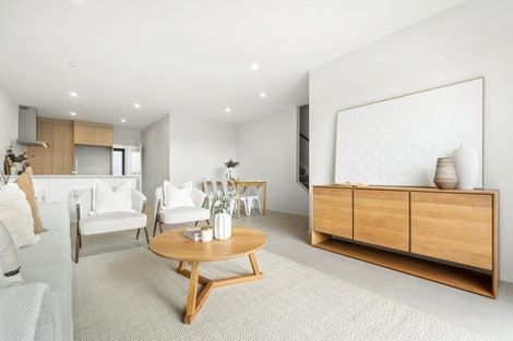Photo of property in 170 Park Estate Road, Rosehill, Papakura, 2113