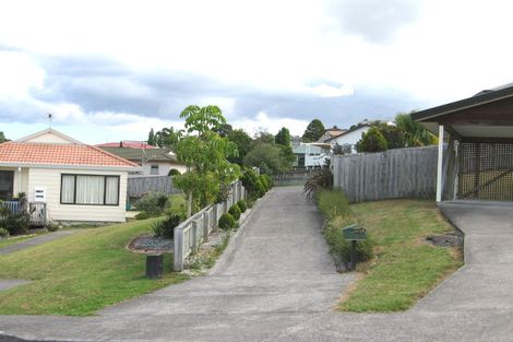 Photo of property in 6 Amery Place, West Harbour, Auckland, 0618