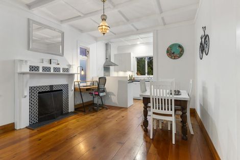 Photo of property in 8 Westmere Crescent, Westmere, Auckland, 1022