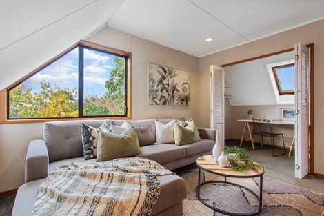 Photo of property in 1/406 East Coast Road, Sunnynook, Auckland, 0630