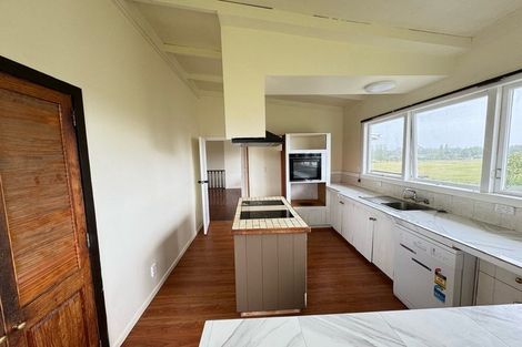Photo of property in 1233 Alfriston Road, Alfriston, Manurewa, 2576