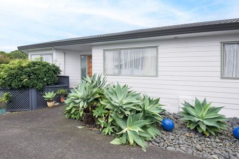 Photo of property in 1/21 Rawhiti Road, Manly, Whangaparaoa, 0930
