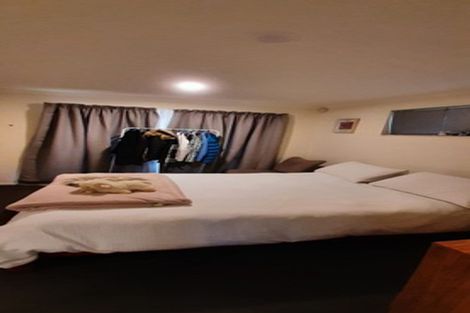 Photo of property in 18 Carlingford Drive, East Tamaki, Auckland, 2016