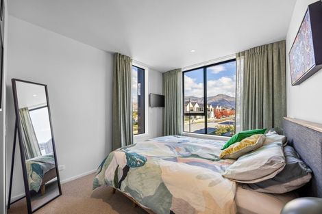 Photo of property in 24 Bellfield Lane, Wanaka, 9305