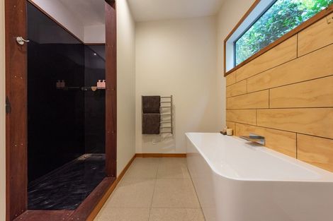 Photo of property in 29a Greenaway Road, Waikanae, 5036