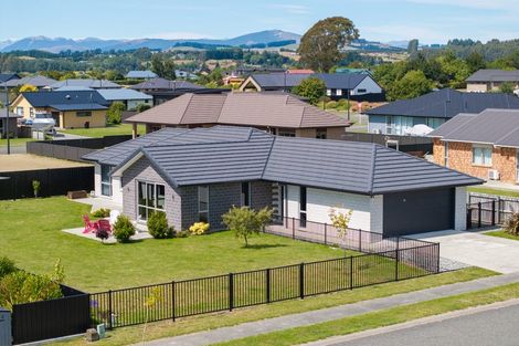 Photo of property in 10 Rodeo Drive, Te Anau, 9600