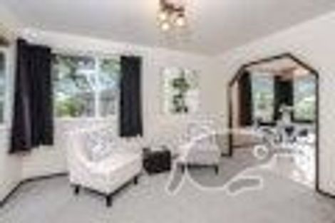 Photo of property in 4 Forest Hill Road, Henderson, Auckland, 0612