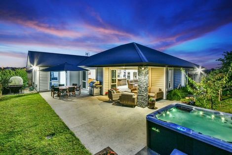 Photo of property in 126 Hillpark Drive, Pokeno, 2402
