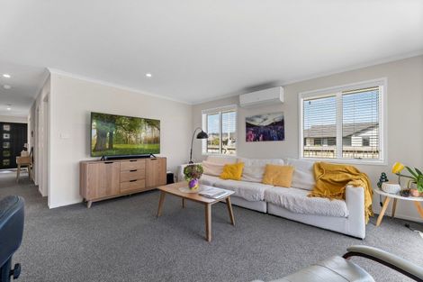 Photo of property in 31 Te Wharo Drive, Papamoa, 3118