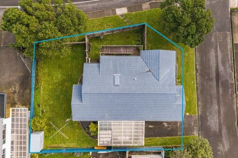 Photo of property in 7 Luff Place, Whitby, Porirua, 5024