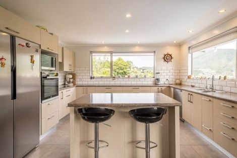 Photo of property in 4a Rutland Street, Picton, 7220