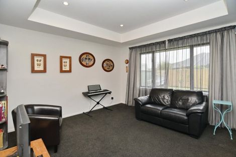 Photo of property in 5 Brockelbank Drive, Kaiapoi, 7630