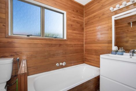 Photo of property in 13 Wallace Road, Ranui, Auckland, 0612