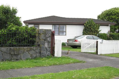 Photo of property in 10 Welby Place, Mangere, Auckland, 2022