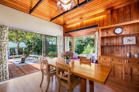 Photo of property in 24 Mahoe Street, Eastbourne, Lower Hutt, 5013