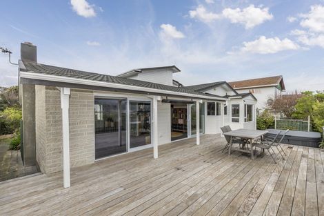 Photo of property in 11 Madison Place, Miramar, Wellington, 6022