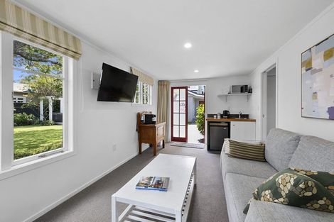 Photo of property in 54 Barrett Street, Westown, New Plymouth, 4310