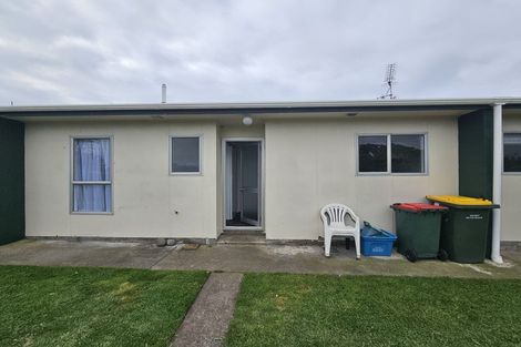 Photo of property in 3/10 Aubrey Street, Waitara, 4320
