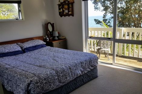 Photo of property in 394 Thames Coast Road, Thornton Bay, Thames, 3575