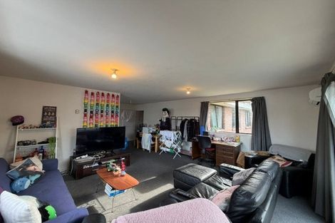 Photo of property in 2/25 Owens Terrace, Upper Riccarton, Christchurch, 8041