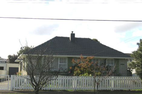 Photo of property in 19 Holyoake Crescent, Avalon, Lower Hutt, 5011
