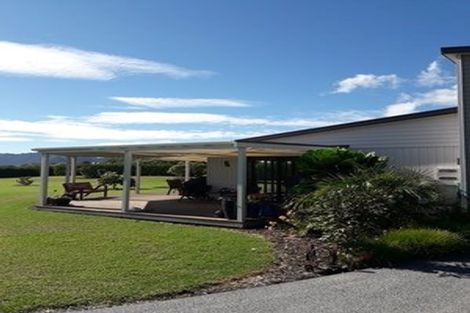 Photo of property in 67 Pyle Road West, One Tree Point, 0118