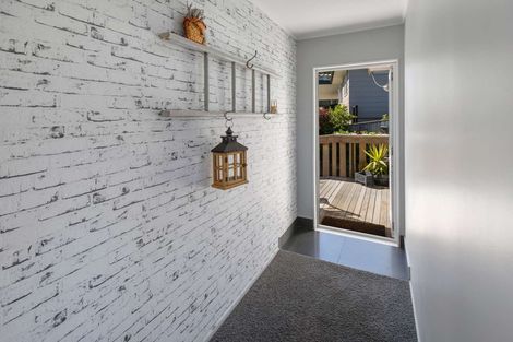 Photo of property in 40 Conclusion Street, Ascot Park, Porirua, 5024