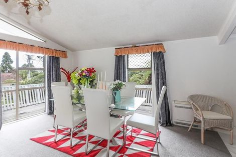 Photo of property in 2 Selwyn Road, Lynmore, Rotorua, 3010