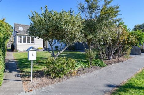 Photo of property in 4 Evatt Street, Bryndwr, Christchurch, 8053
