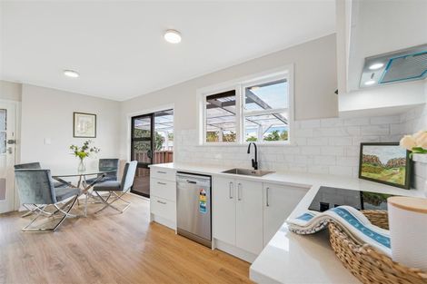 Photo of property in 14 Fisher Crescent, Otara, Auckland, 2023