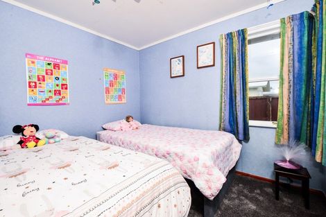 Photo of property in 21 Fuchsia Avenue, Pukete, Hamilton, 3200