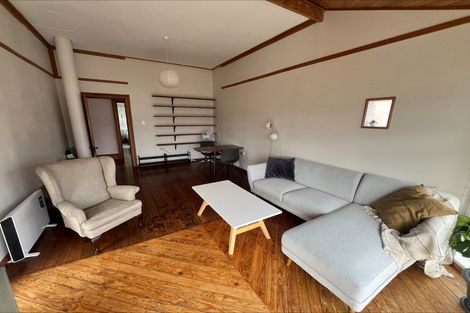 Photo of property in 5 Mcintyre Avenue, Mount Victoria, Wellington, 6011