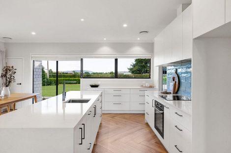 Photo of property in 99 Peake Road, Cambridge, 3493