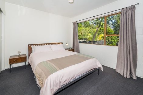 Photo of property in 1/43 Seaton Road, Murrays Bay, Auckland, 0630