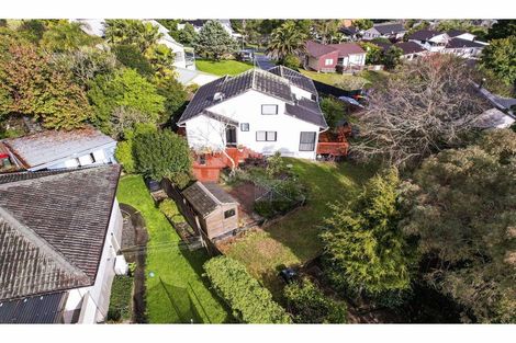 Photo of property in 19 Palmetto Place, Goodwood Heights, Auckland, 2105