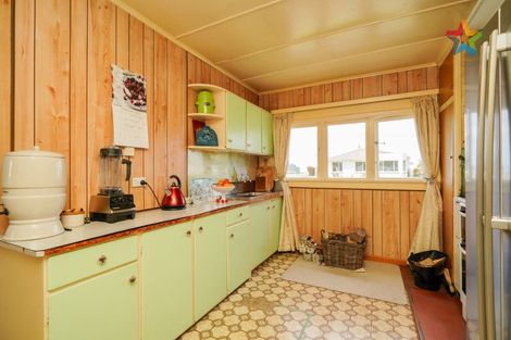 Photo of property in 18 David Street, Ohai, 9635