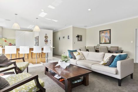 Photo of property in 14 Cowley Drive, Leamington, Cambridge, 3432