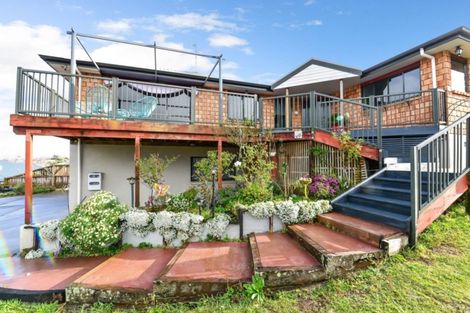 Photo of property in 17 Dorchester Place, Nawton, Hamilton, 3200