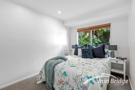 Photo of property in 17 Tacitus Place, Totara Vale, Auckland, 0629