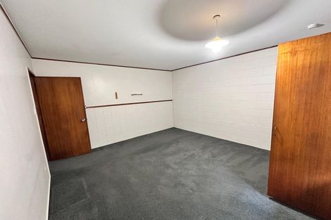 Photo of property in 17 Rosecamp Road, Beach Haven, Auckland, 0626