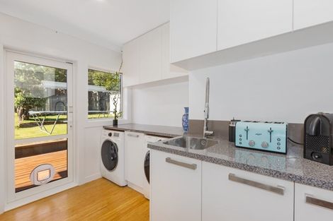 Photo of property in 4 Azimuth Place, Whitby, Porirua, 5024