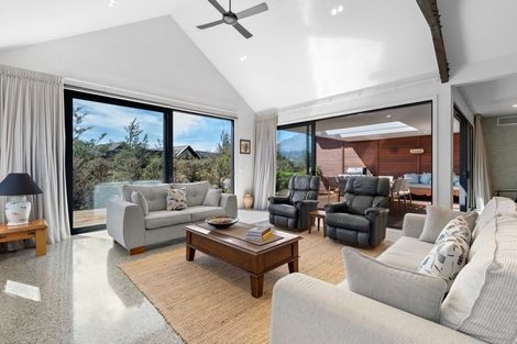 Photo of property in 5 Kerrera Lane, Jacks Point, Queenstown, 9371