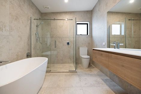 Photo of property in 6 Florence Close, Queenstown Hill, Queenstown, 9300