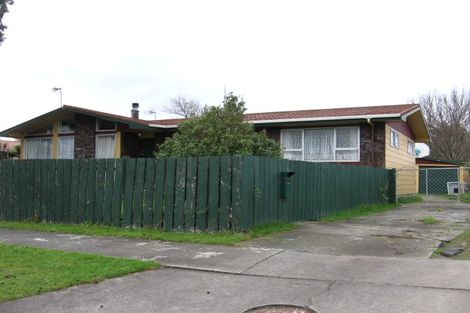 Photo of property in 60 Acacia Street, Kelvin Grove, Palmerston North, 4414