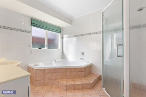 Photo of property in 111 Gravatt Road, Papamoa Beach, Papamoa, 3118