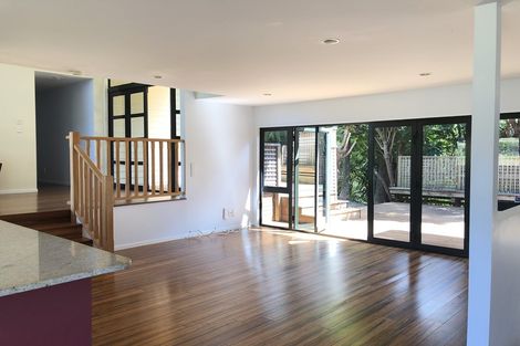 Photo of property in 20 Belvedere Court, West Harbour, Auckland, 0618