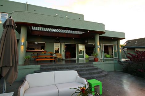 Photo of property in 1212 Victoria Street, Whitiora, Hamilton, 3200